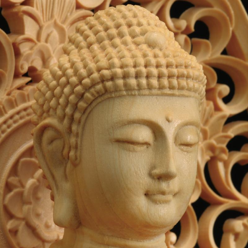 【セール・新品】 釈迦如来座像　黄楊　総高さ約15.5㎝　丸形台座付　釈迦 セール・新品】 釈迦如来座像 黄楊 総高さ約15.5㎝ 丸形台座付