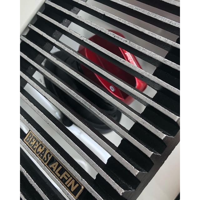 ハイエース 塗装済み！フューエルリッド・アルフィンカバー(ブラック