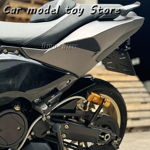 【並行輸入品】ヤマハ バイクリアサイドカバー T-MAX560 TMAX560 2022-リアテール錠サイドパネル見本抽出カーボン/黒キット_3