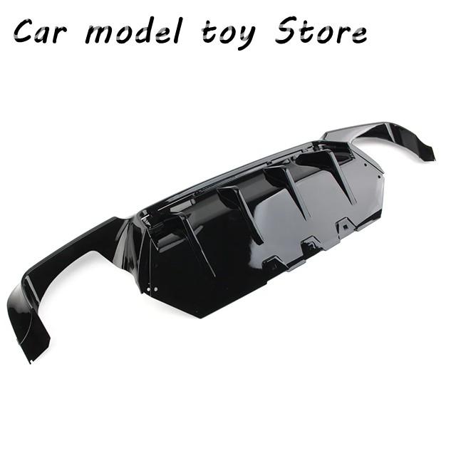 【並行輸入品】BMW M のスポーツのバンパー 2011-2016 F10 M5 2PCS リアバンパーのディフューザーのクォードの排気装置カ
