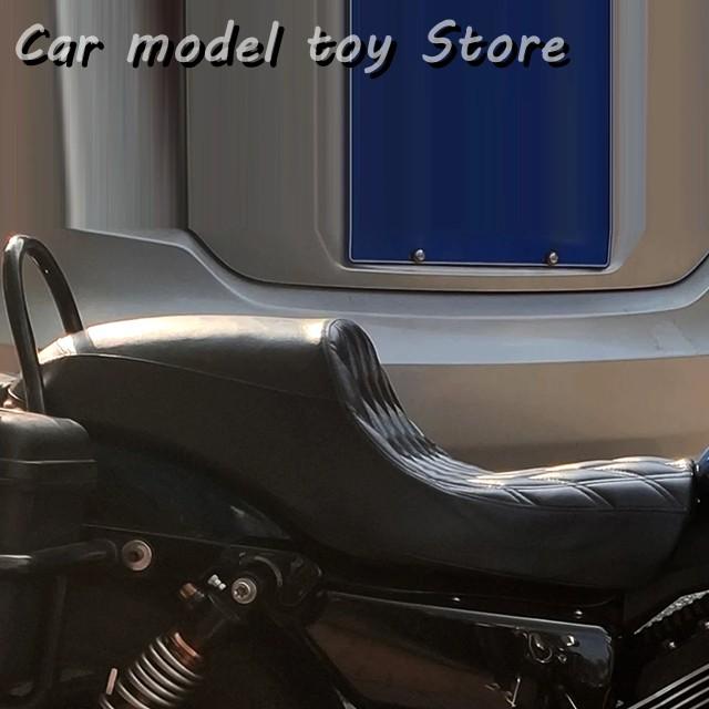 並行輸入品 オートバイのライダーの助手席のサドルはハーレーの 