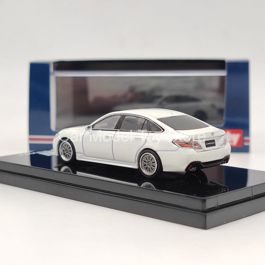 【非売品】CROWN ミニカー 送料込み トヨタ 新型 クラウン セダン HEV 1/30 CROWN カラー