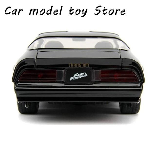 【並行輸入品】 1:24 FIREBIRD 1977 合金カーモデル ダイキャスト＆玩具車 誕生日プレゼントの画像