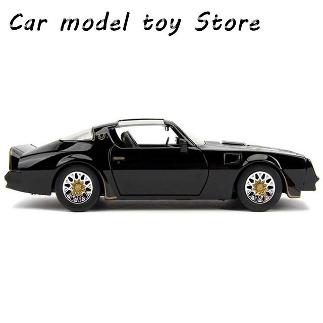 【並行輸入品】 1:24 FIREBIRD 1977 合金カーモデル ダイキャスト＆玩具車 誕生日プレゼントの画像