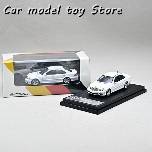 ベンツ　模型ダイキャスト 並行輸入品】ベンツ ダイキャスト 1:64スケール E63 W211 クラシック