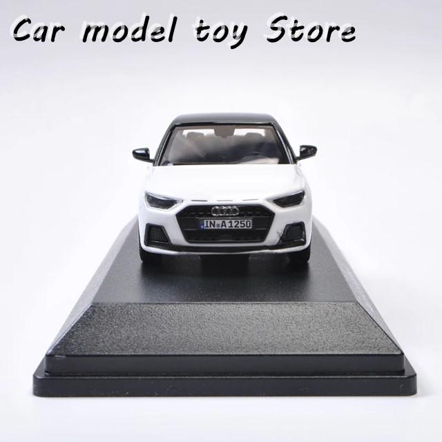 並行輸入品】アウディ 1:43 A1 ステーションワゴン Q5 モデルカー 金属
