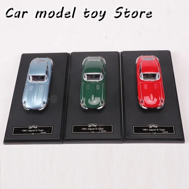 並行輸入品】ジャガー GFCC 1:64 1961 E-TYPE 合金モデルカー