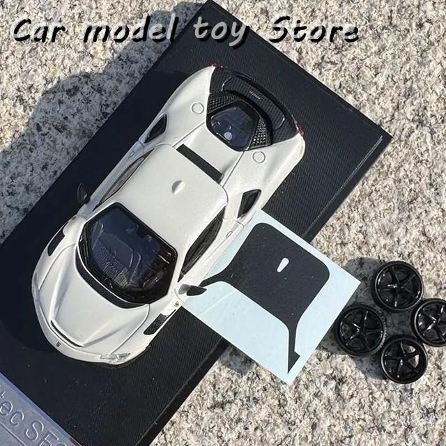 【並行輸入品】フェラーリ  ダイキャスト 1/64  SF90 ノビテック カスタム車モデル 合金製  SF90 交換可能ホイールハブ カーモデルの画像