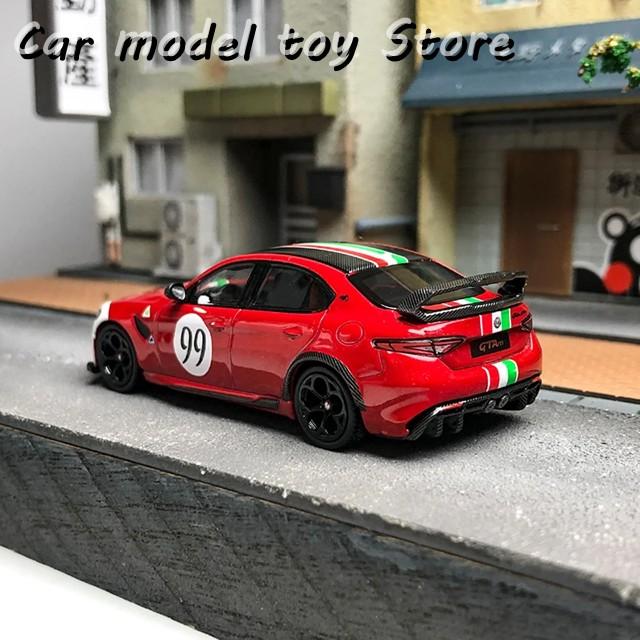 【並行輸入品】アルファロメオ  ダイキャスト 1/64 サイズ  モデルカー ジュリア GTAM 合金車 模型 玩具 コレクション ディスプレイの画像