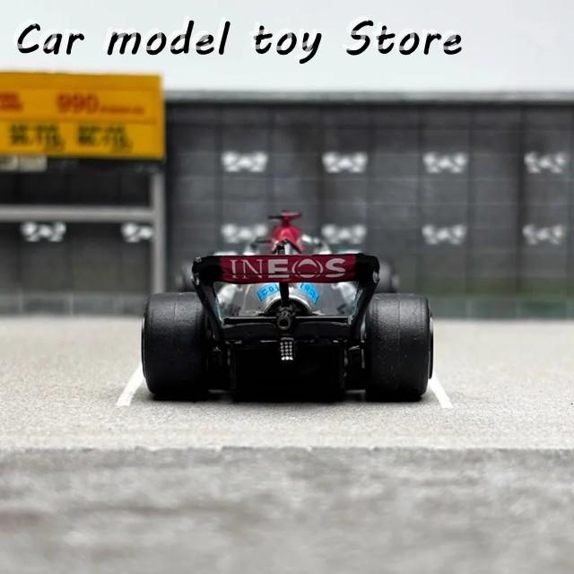 【並行輸入品】ベンツ  ダイキャストモデルカーショップ 1/64 F1モデルカー W13 E PERFORMANCE 63 PLAY VEHICLの画像