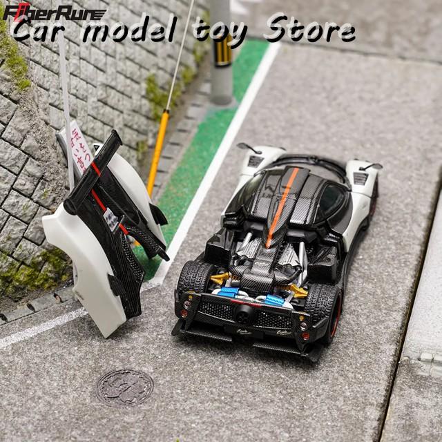 【並行輸入品】 FIBERRUN 1:64 ZONDA CINQUE 開いたボンネット オールカーボン ダイキャスト製ジオラマモデルコレクションの画像