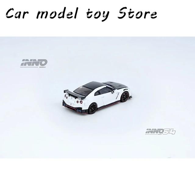 並行輸入品】日産 INNO 1:64 GTR R35 NISMO ホワイト ジオラマカー