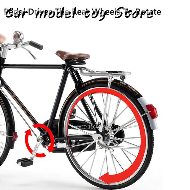並行輸入品】1:6レトロ古い時代の自転車ダイキャスト合金モデル の車