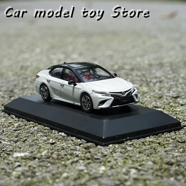 並行輸入品】トヨタ 1:43第8カムリの合金のモデル 静 アッパー