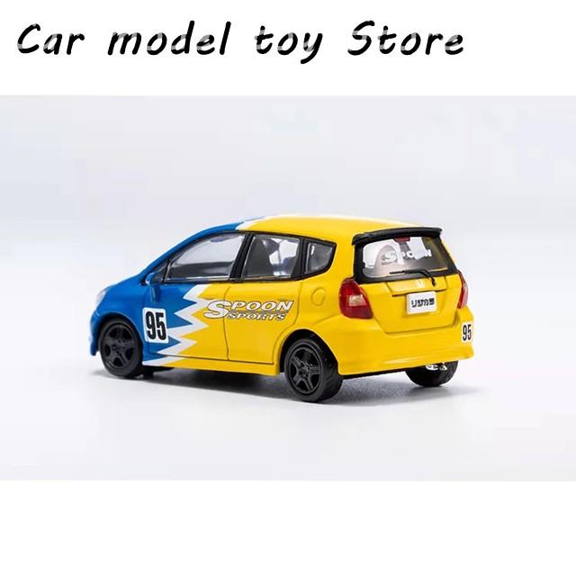 【並行輸入品】ホンダGCD 1/64 モデルカー  フィット GD3 ヴィンテージ車両 ダイキャストカー コレクション トイ ステーション車両 ディスプレイボックス付の画像