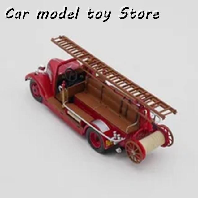 【並行輸入品】IXO 1:43スケール ADK フランス製車 合金モデル グッズ 記念品 静的完成品 置物 大人 ホビー 玩具の画像
