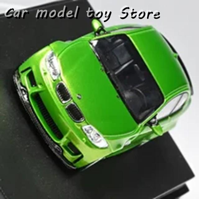 並行輸入品 7CMモデル 1:64 BMW 1Mクーペ E82 TUNED STOCK VER 限定