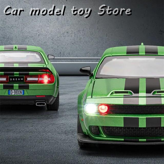 並行輸入品】1:24ダッジチャレンジャーSRTヘルキャットカーモデルダイ