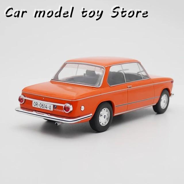 クラシックカー ダイキャストモデル BML112 並行輸入品 ダイキャスト IXO 1:24スケール BMW 2002 TII 1971年