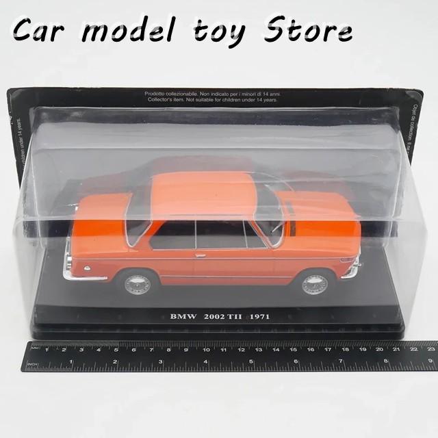 クラシックカー ダイキャストモデル BML112 並行輸入品 ダイキャスト IXO 1:24スケール BMW 2002 TII 1971年