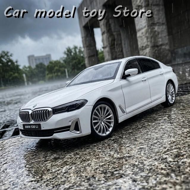 並行輸入品 1:18 BMWの5シリーズ530I 530LIのののダイカストモデル