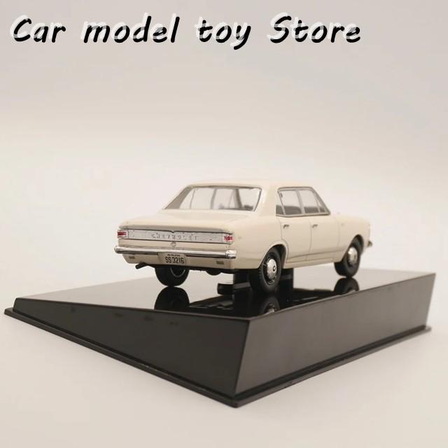 並行輸入品 ダイキャスト IXO 1:43 SCALE CHEVROLET OPALA 1968 CAR