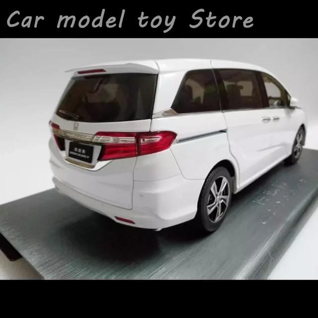 並行輸入品 ダイキャスト IXO 1/18スケール HONDA ODYSSEY 2015 カー