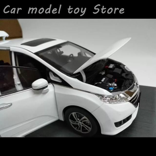 並行輸入品 ダイキャスト IXO 1/18スケール HONDA ODYSSEY 2015 カー
