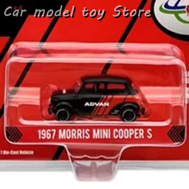 並行輸入品 グリーンライト1:64 1967モリスミニクーパーS