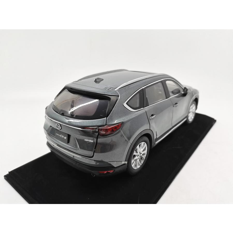 1/18マツダCX-8ミニカー
