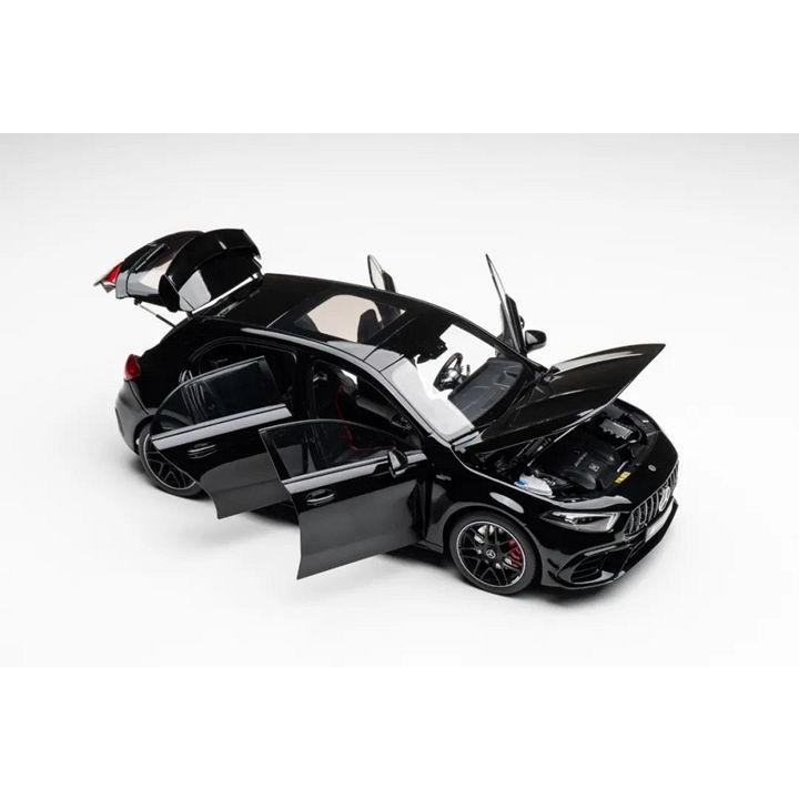 ミニカー 1/18 ベンツ A45 AMG