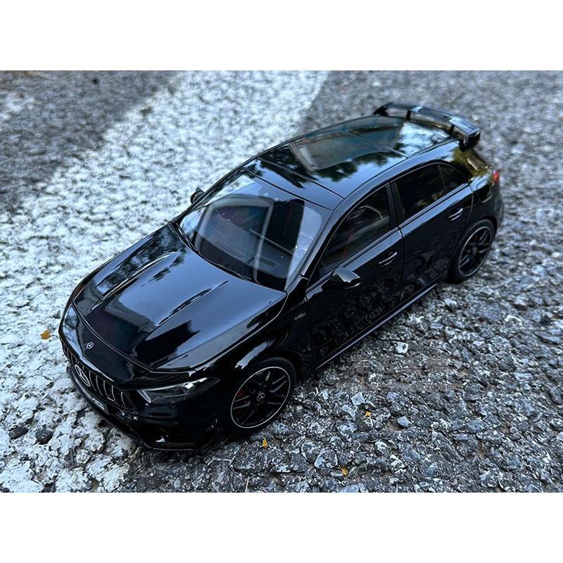 ミニカー 1/18 ベンツ A45 AMG 1/18 ミニカー ベンツ A45 AMG MI1098 傷