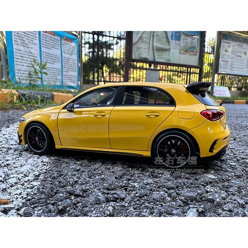 ミニカー 1/18 ベンツ A45 AMG 1/18 ミニカー ベンツ A45 AMG MI1099 傷