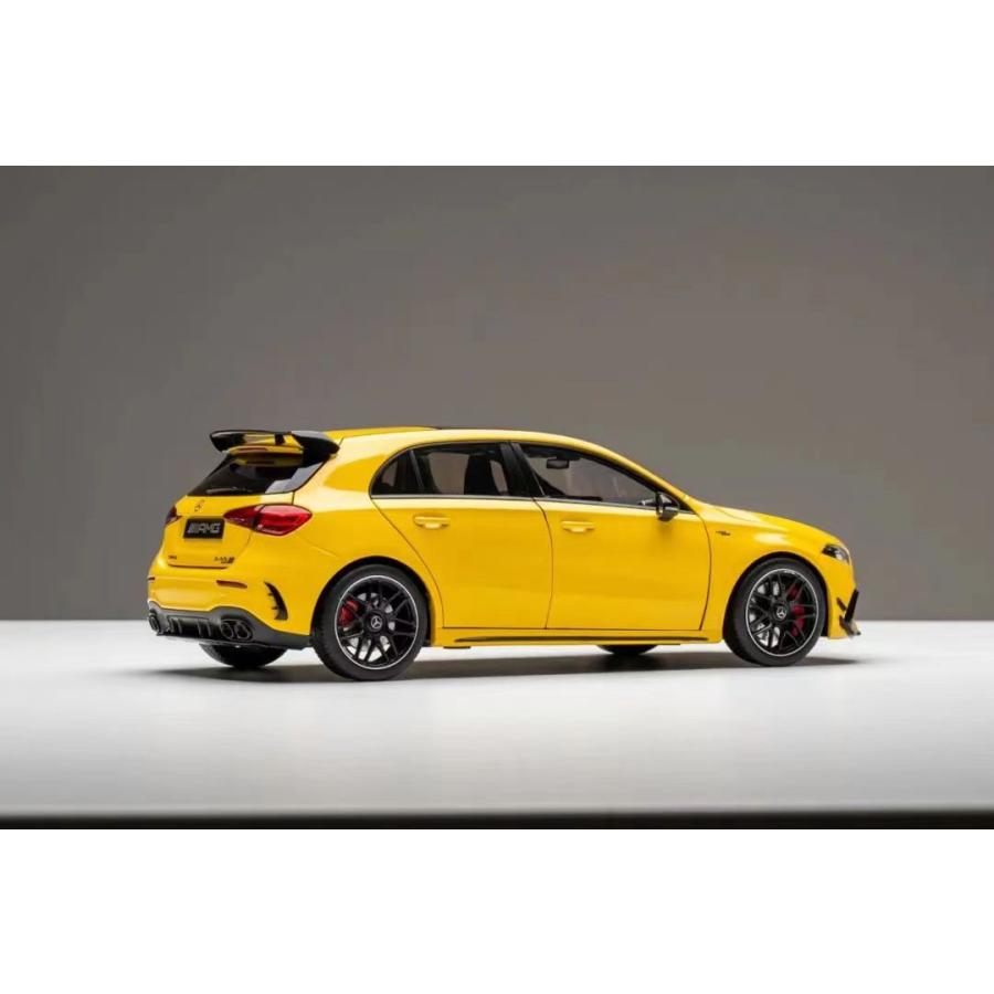 ミニカー 1/18 ベンツ A45 AMG 1/18 ミニカー ベンツ A45 AMG MI1099 傷