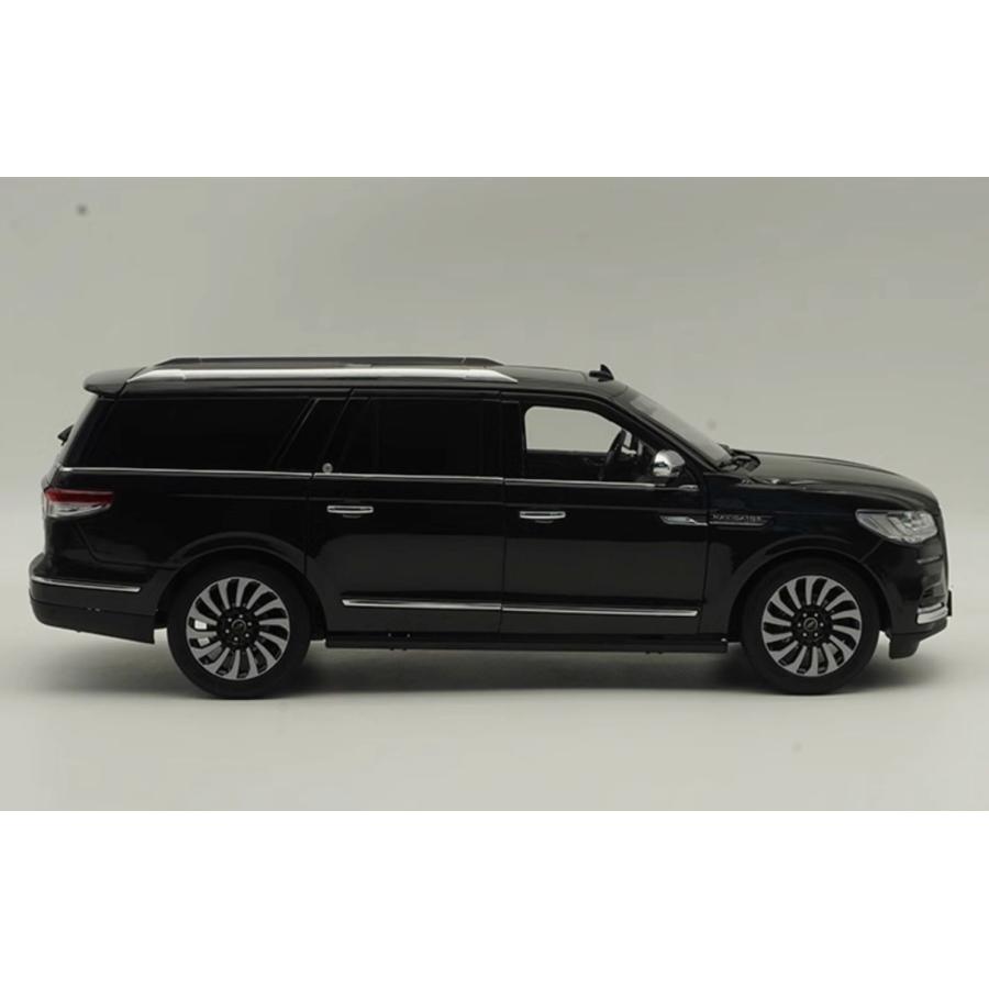 ミニカー 1/18 リンカーン NAVIGATOR SUV : mi1283 : Car model toy 
