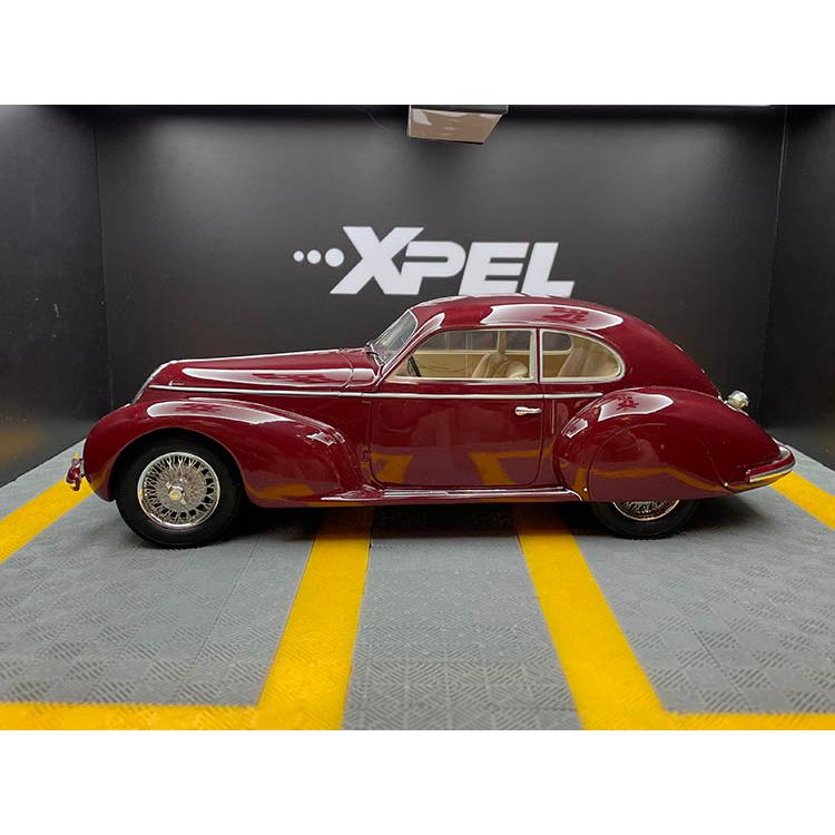 ミニカー 1/18 アルファ・ロメオ 2500S Touring X66 ラスト一 1/18 ミニカー アルファ ロメオ 2500S Touring X66 ラスト一 MI1403 傷