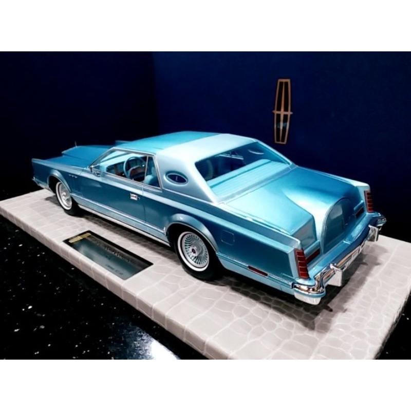 ミニカー 1/18 Lincoln Continental Mark V 乗用車 ブルー BoS-Models