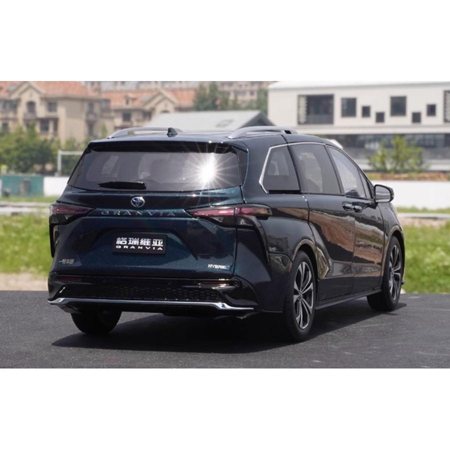 ミニカー 1/18 トヨタ GRANVIA MPV 1/18 ミニカー トヨタ GRANVIA MPV MI447 傷