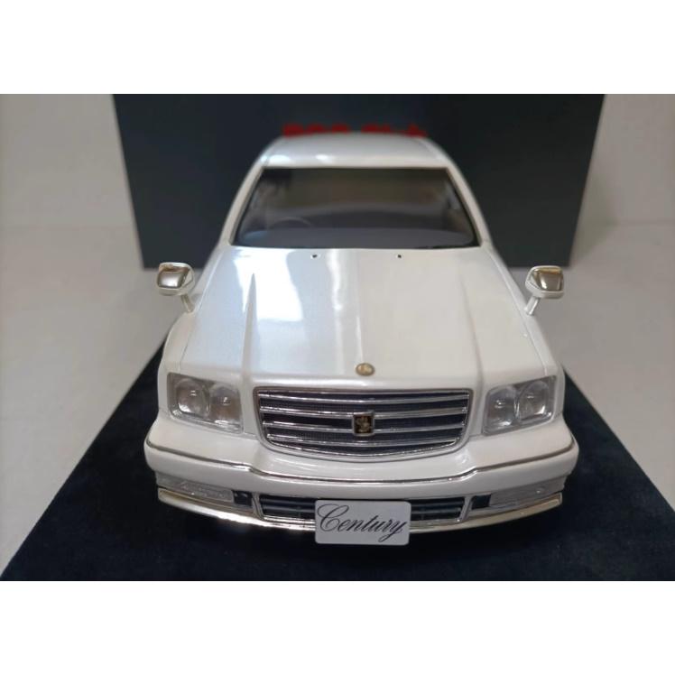 ミニカー 1/18 トヨタ センチュリー Toyota Century 1997 ホワイト 1/18 ミニカー トヨタ センチュリー Toyota Century ホワイト MI685 傷