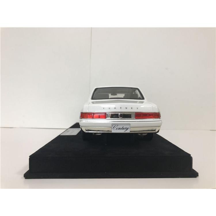 ミニカー 1/18 トヨタ センチュリー Toyota Century 1997 ホワイト 1/18 ミニカー トヨタ センチュリー Toyota Century ホワイト MI685 傷