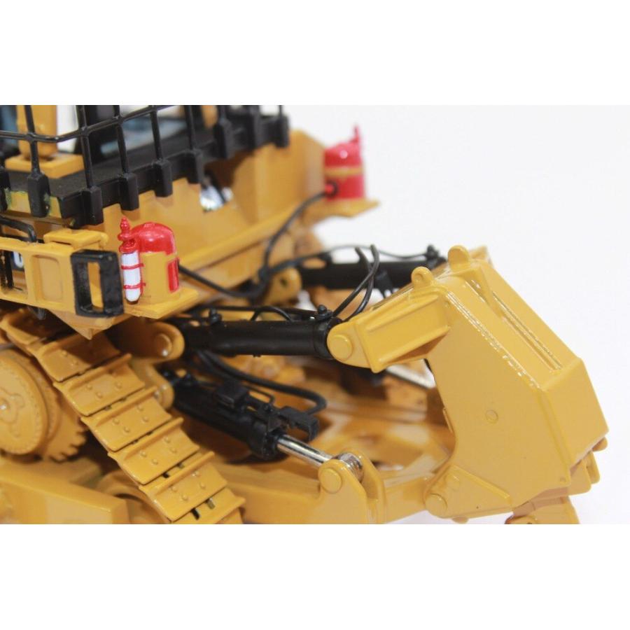 CAT D11T トラック型ブル 1:50 【公式通販】