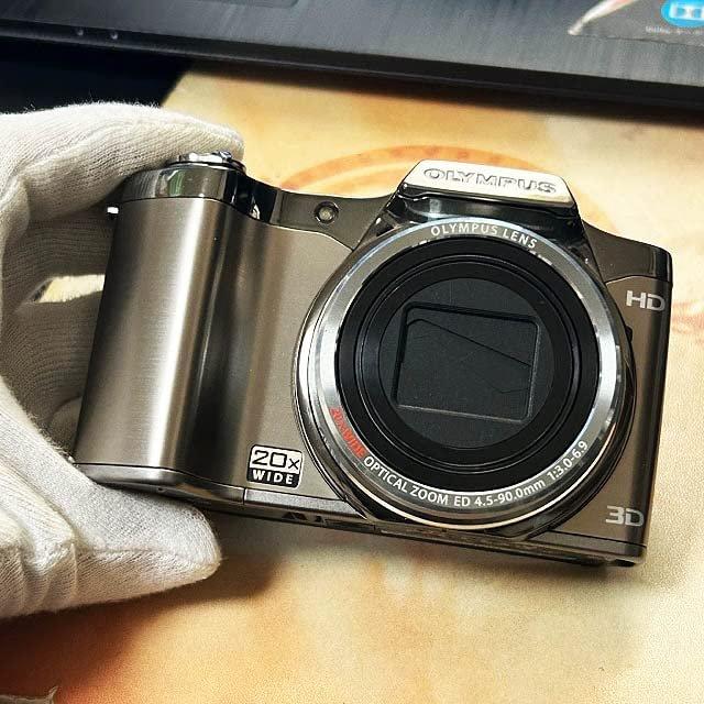 OLYMPUS デジタルカメラ SZ-11 シルバー 1400万画素 光学20倍ズーム