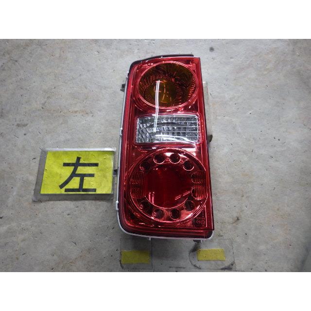 エルグランド 【KBT】エルグランド CBA-ME51 左テールランプ QX1 26555