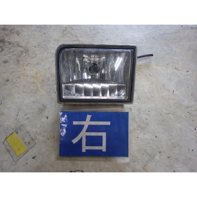 エブリイワゴン 【KBT】エブリィ ABA-DA64W 右フォグランプ Z7T 35501