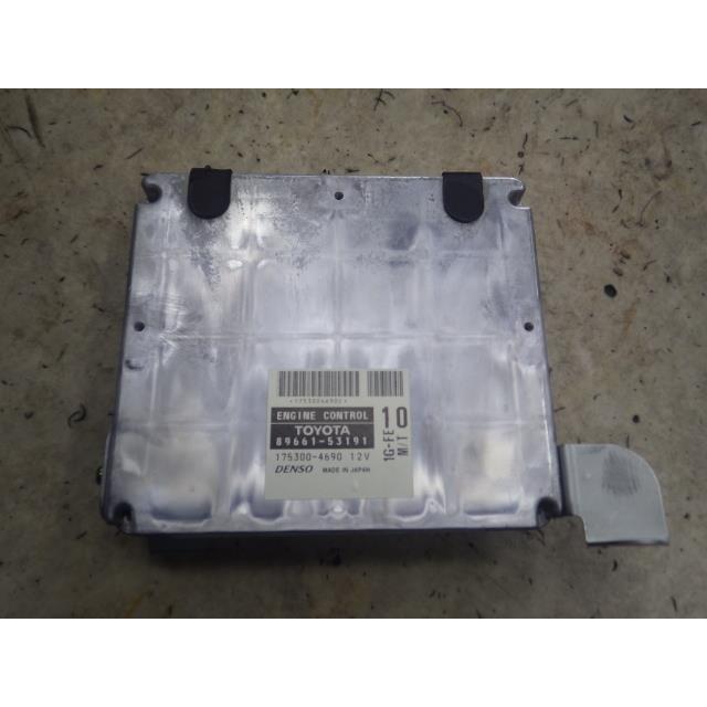 KBT】アルテッツァ TA-GXE10 エンジンコンピューター DENSO 89661