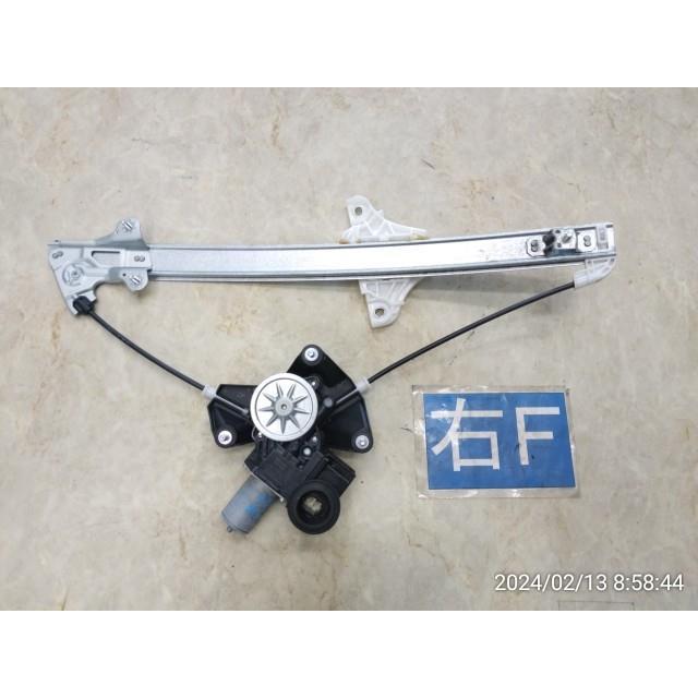 ハイラックスサーフ(KD-KZN185W)フロント右側ドアレギュレーター ハイラックスサーフ(KD-KZN185W)フロント右側ドアレギュレーター