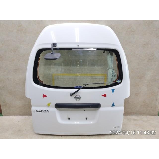 KBT】キャラバン LC-DQGE25 バックドア QM1 K0100-VW4MM : 久保田