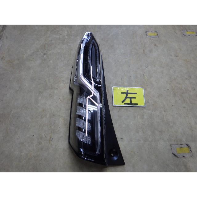 N-BOX 【KBT】N−BOX 左テールランプ 33551-TTA-J31 点灯未 N-BOX 【KBT】N−BOX 左テールランプ 33551-TTA-J31 点灯未