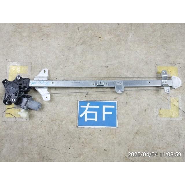 スペーシア 【KBT】スペーシア 5AA-MK53S 右フロント ドア