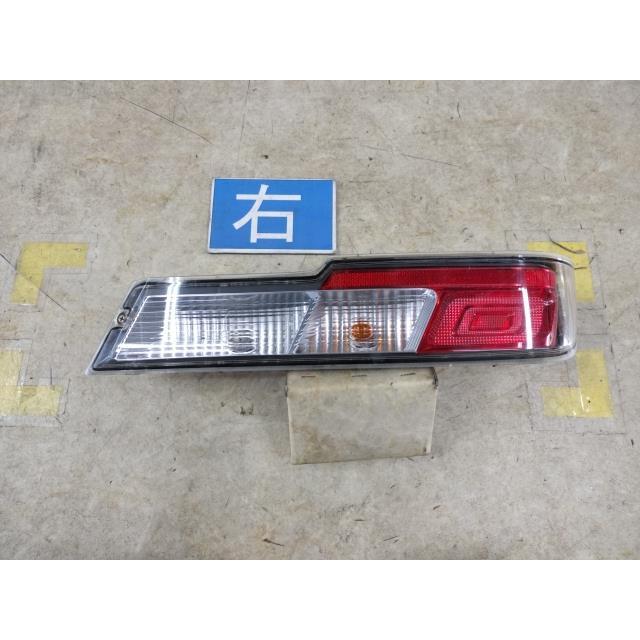 ハイゼット 【KBT】ハイゼット EBD-S331W 右テールランプ 81551-B5070